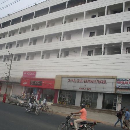 Hotel Mani International Патна Экстерьер фото